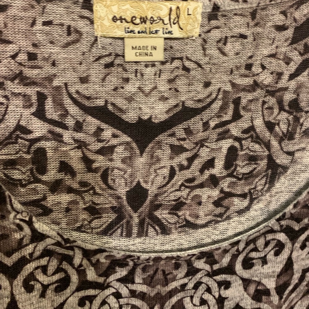 One World Tunic - Picture 2 of 12